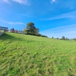 Terrain constructible de 1470 m² à Ambert avec vue sur les Monts du Forez