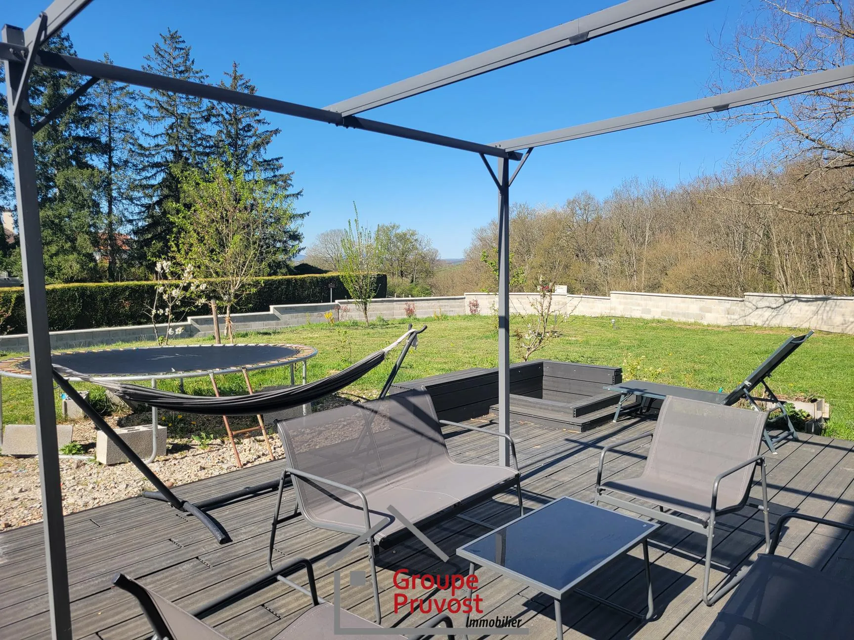 Belle maison familiale de 130m² à Iguérande avec garage et jardin arboré 