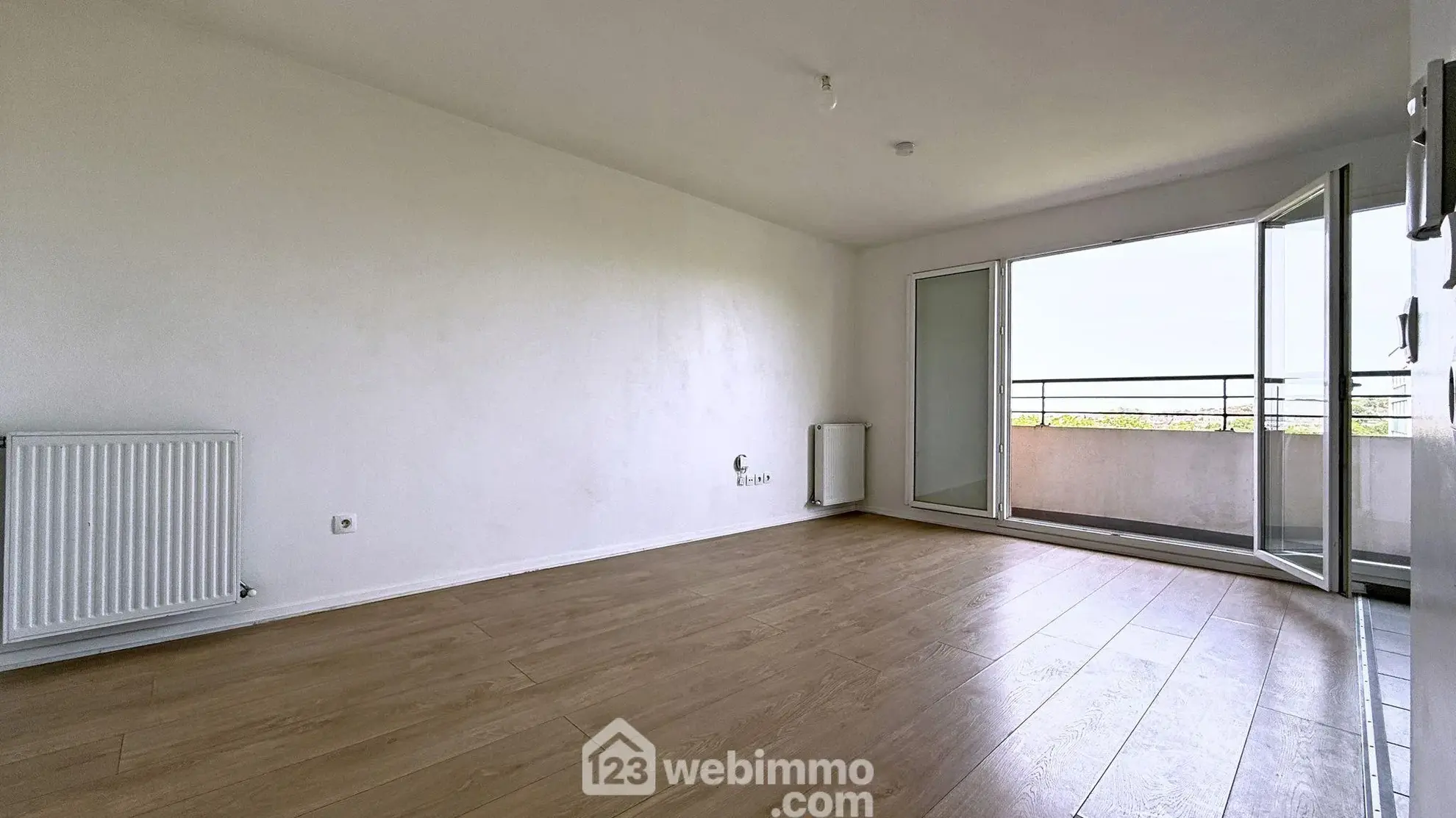 Bel appartement de 42 m² avec balcon à Sucy-en-Brie, idéal pour vivre ou investir 