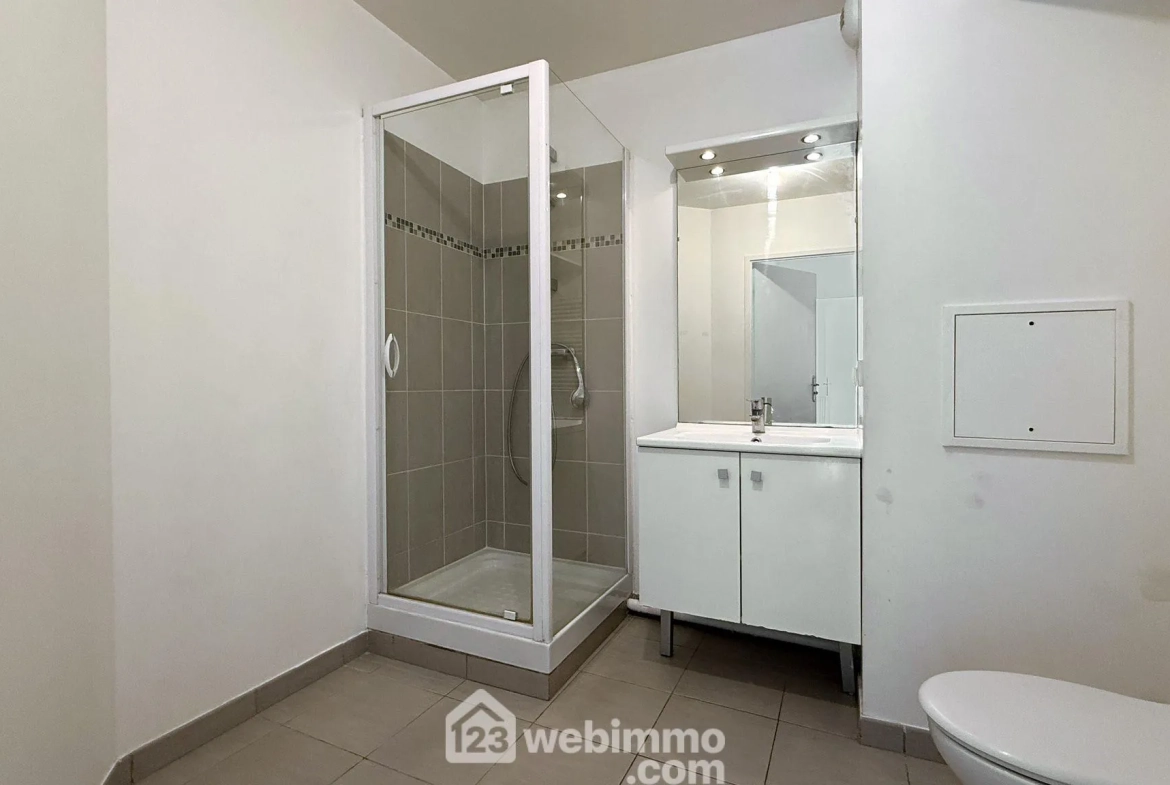 Bel appartement de 42 m² avec balcon à Sucy-en-Brie, idéal pour vivre ou investir 