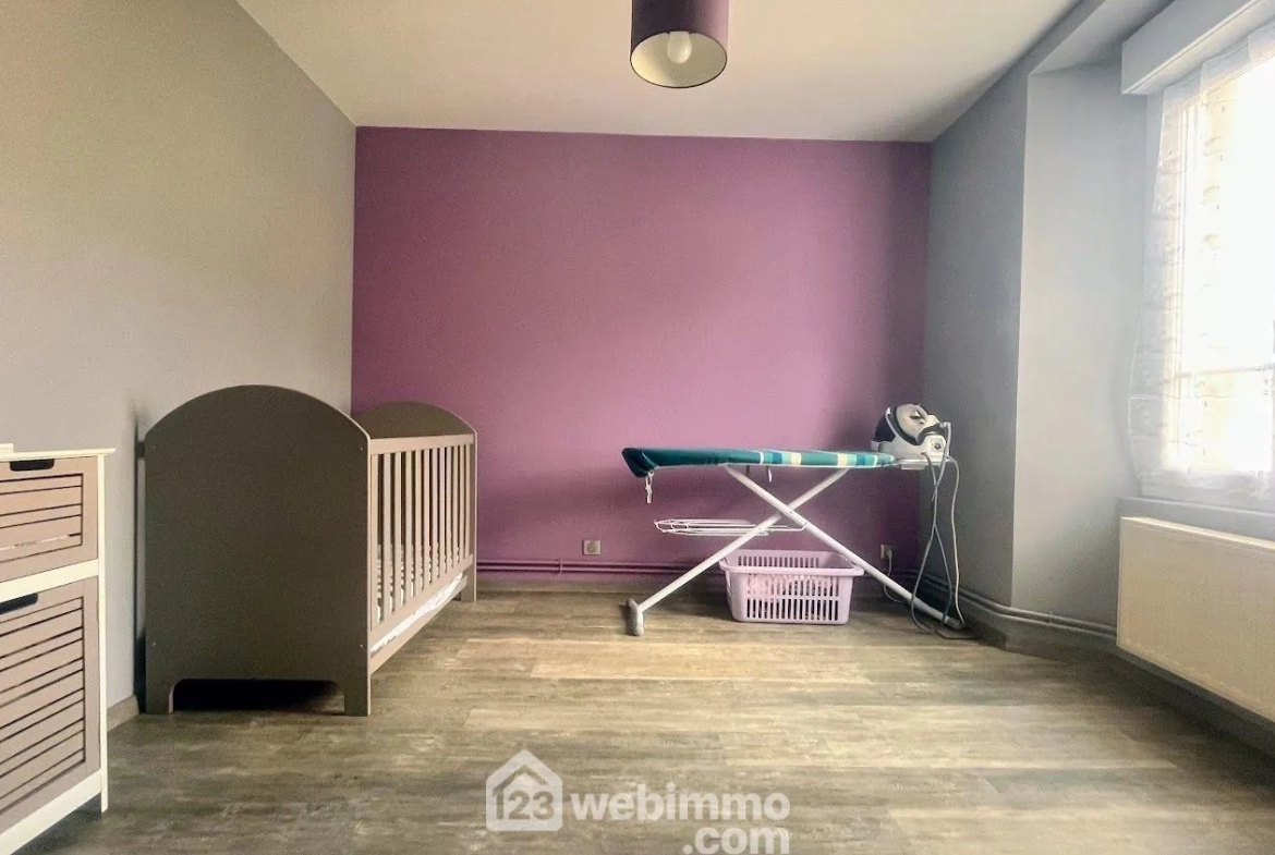 Maison rénovée avec jardin et garage à La Haye-du-Puits - 163m² 