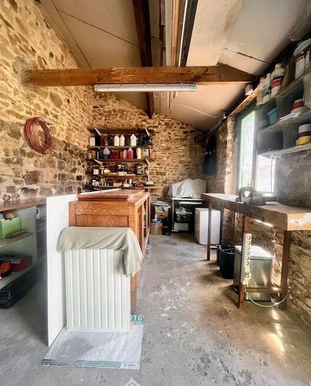 Maison rénovée avec jardin et garage à La Haye-du-Puits - 163m² 