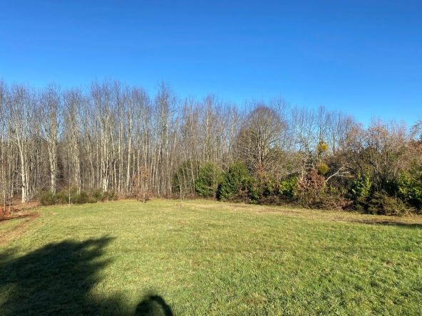 Terrain à bâtir entre Coursac et Notre-Dame-de-Sanilhac de 1450 m²