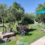 Maison indépendante avec terrain à Aubignan, 87m², chalet, panneaux solaires - Opportunité rare