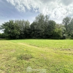 Terrain à bâtir de 935 m² à Merlieux-et-Fouquerolles, idéal pour votre projet immobilier