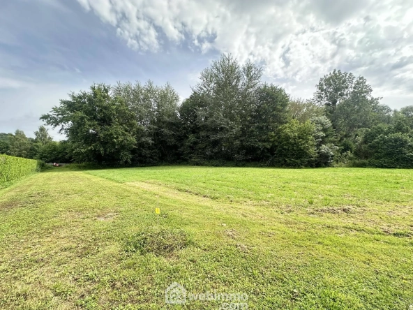 Terrain à bâtir de 935 m² à Merlieux-et-Fouquerolles, idéal pour votre projet immobilier