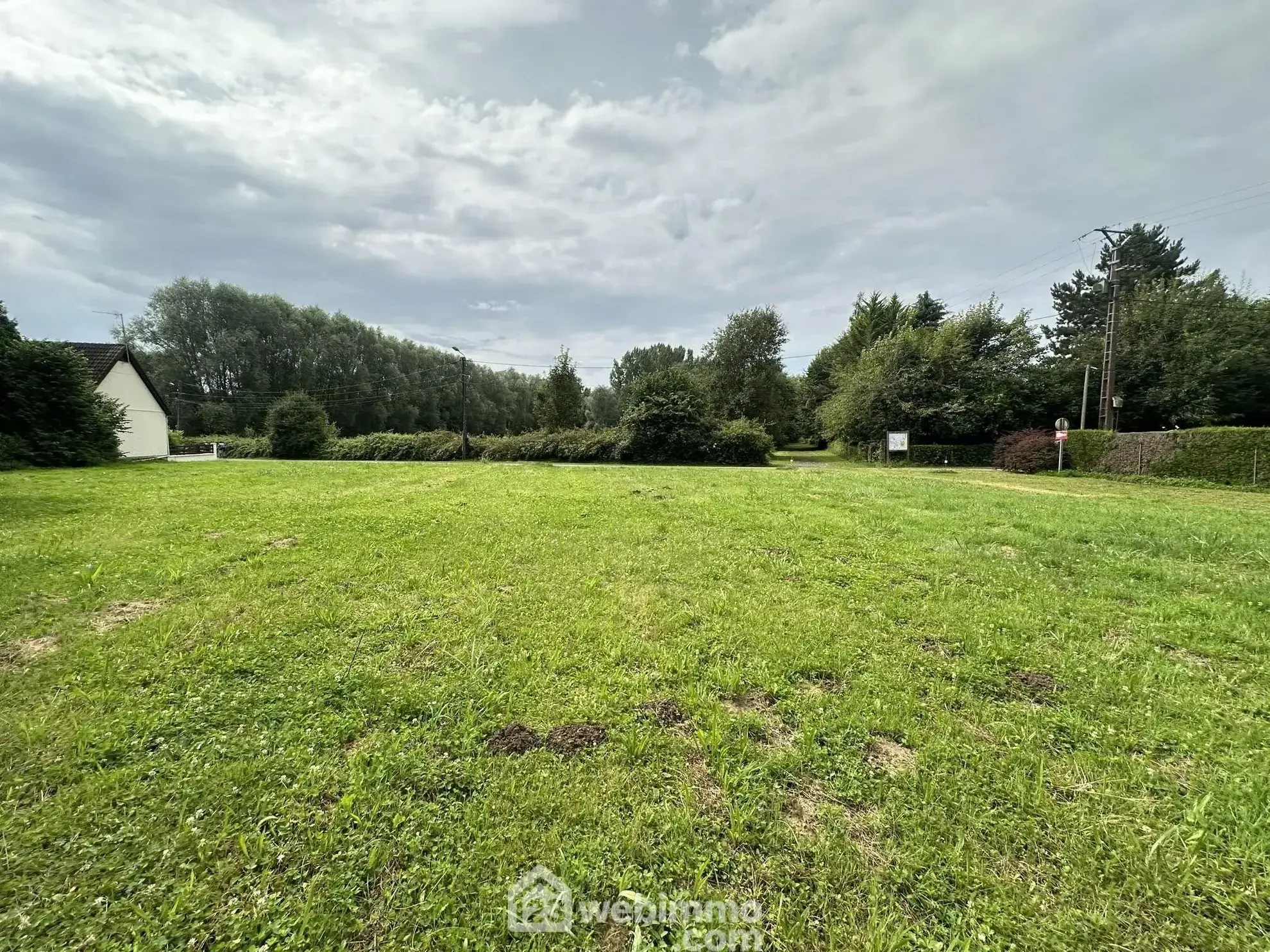 Terrain à bâtir de 935 m² à Merlieux-et-Fouquerolles, idéal pour votre projet immobilier 