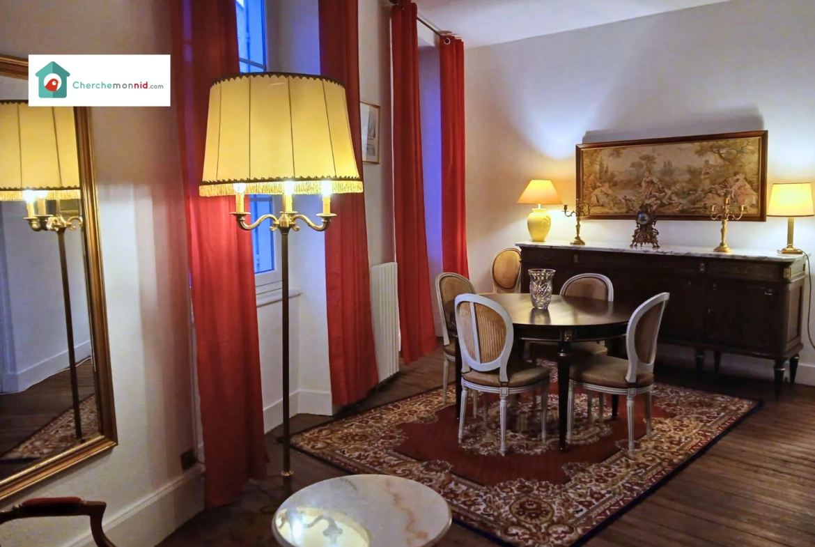 Maison de ville spacieuse de 173 m² à Châtillon-en-Bazois avec potentiel locatif 