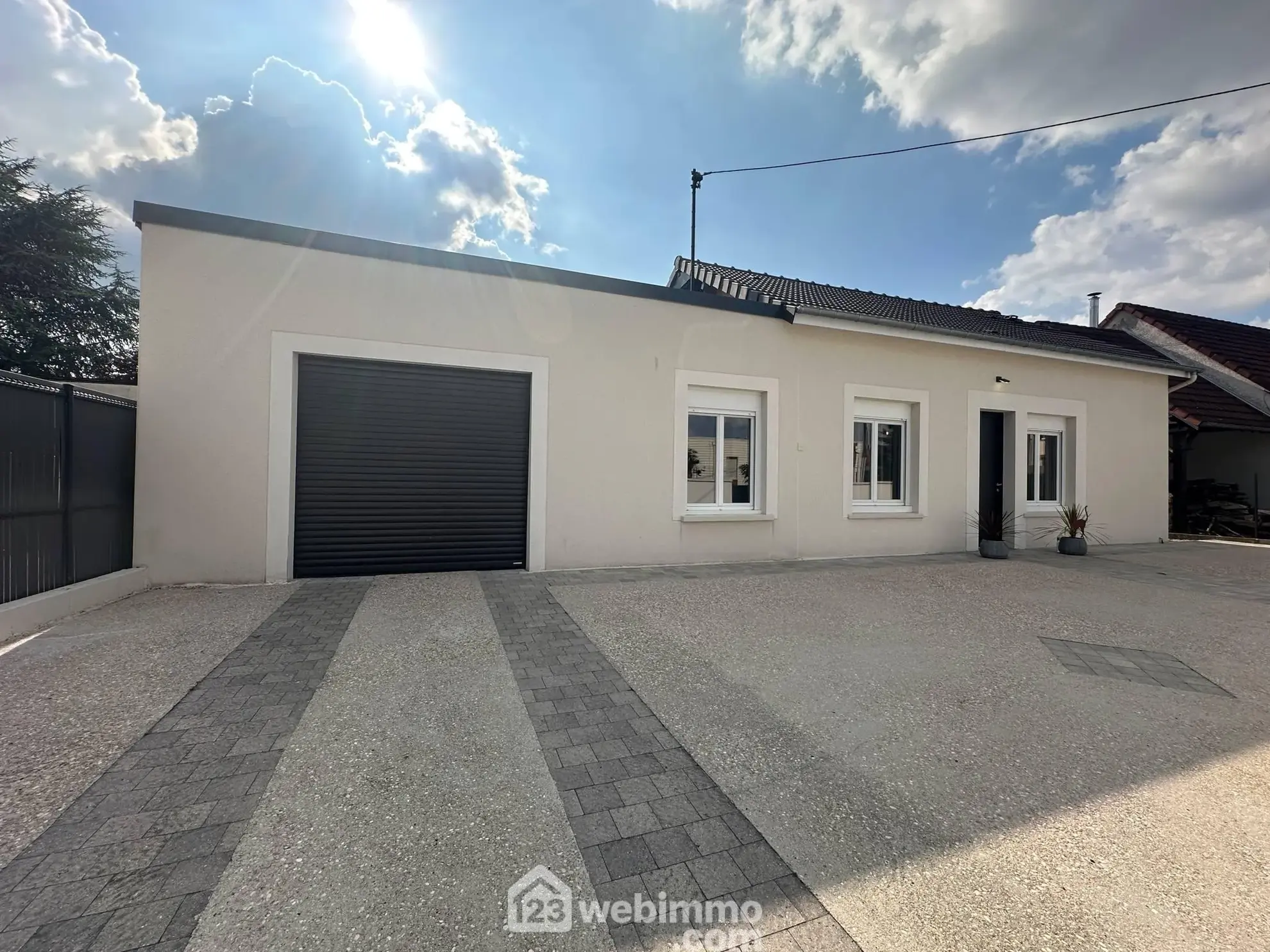 Vente d'un pavillon de 68 m² à Laon avec garage et terrain clos 