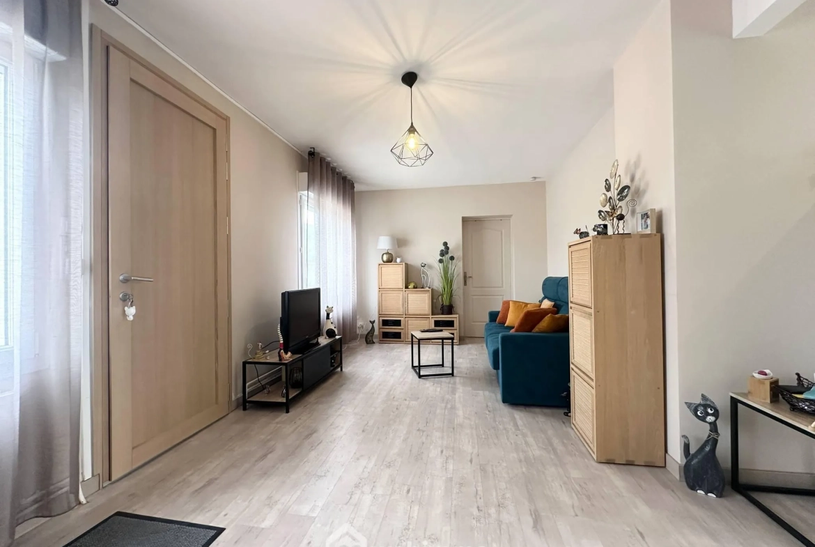 Vente d'un pavillon de 68 m² à Laon avec garage et terrain clos 