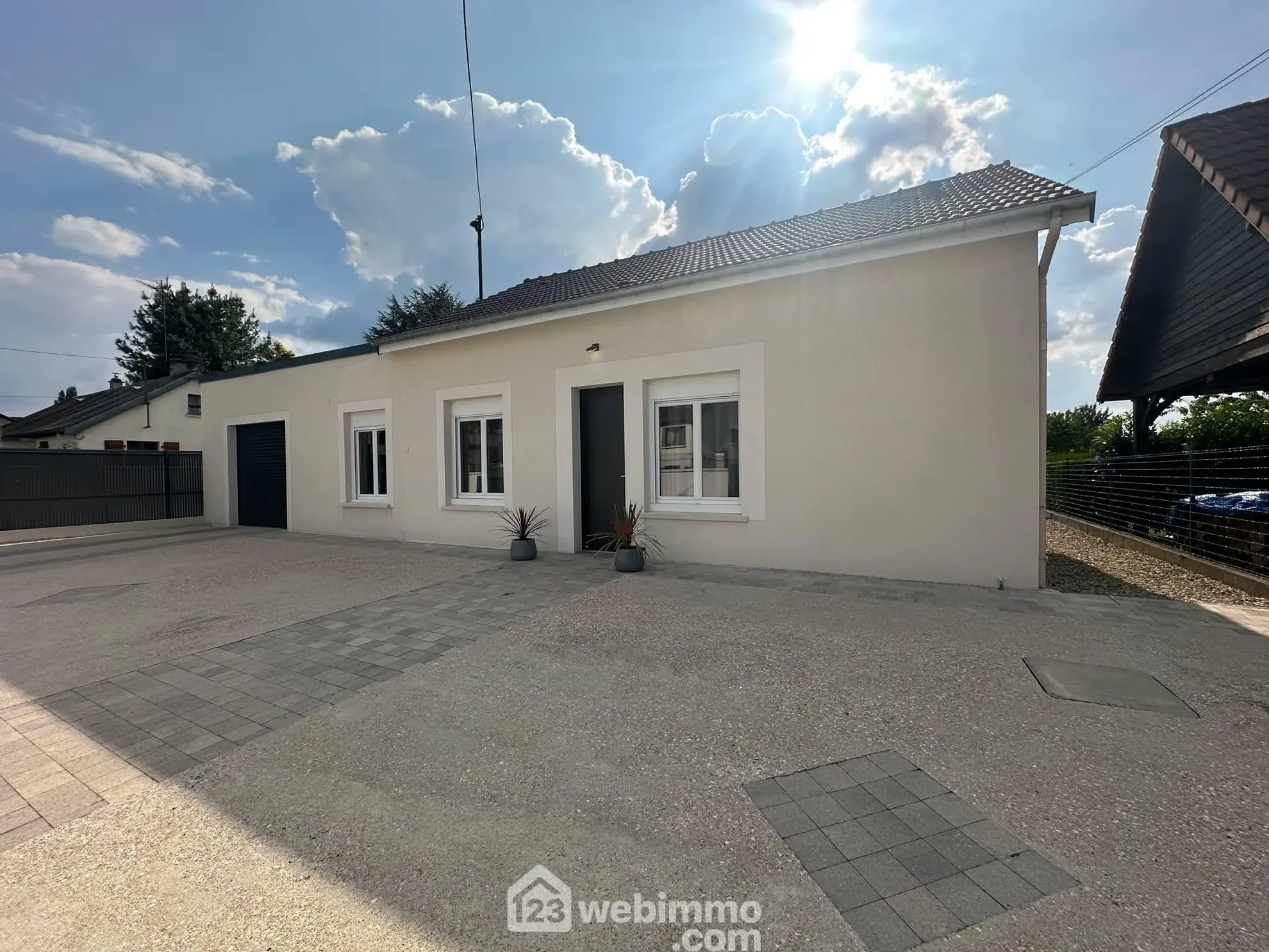 Vente d'un pavillon de 68 m² à Laon avec garage et terrain clos 