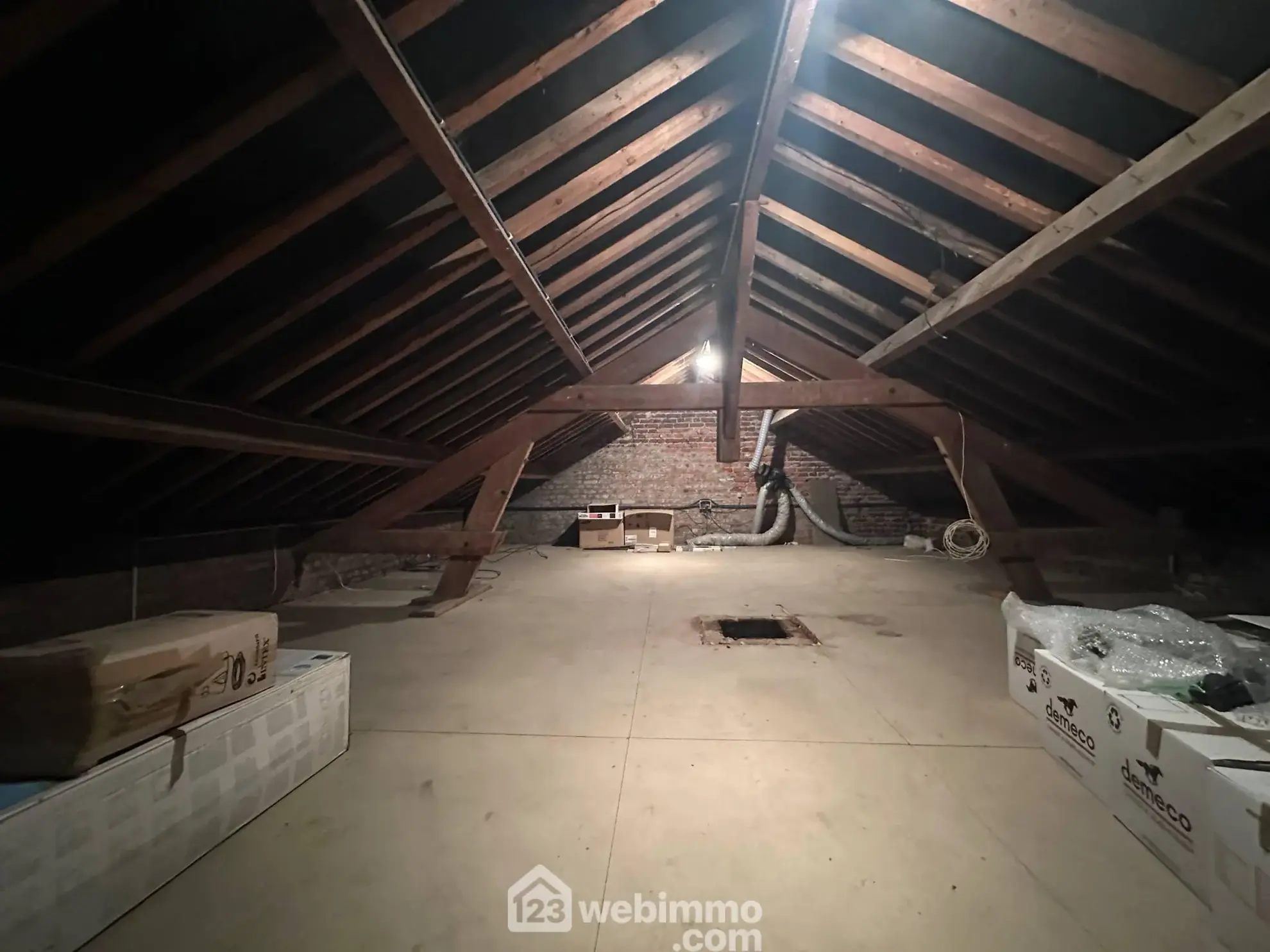 Vente d'un pavillon de 68 m² à Laon avec garage et terrain clos 