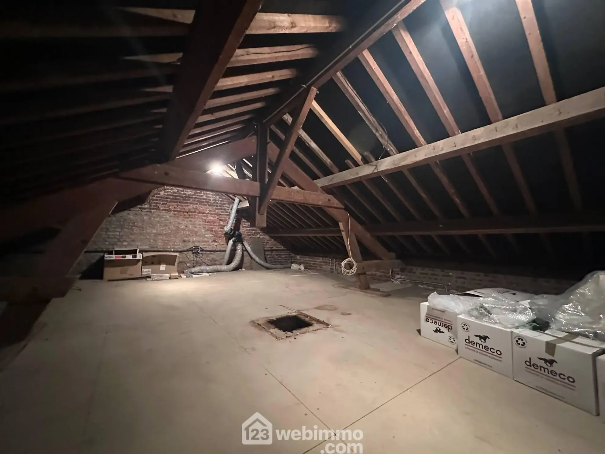 Vente d'un pavillon de 68 m² à Laon avec garage et terrain clos 