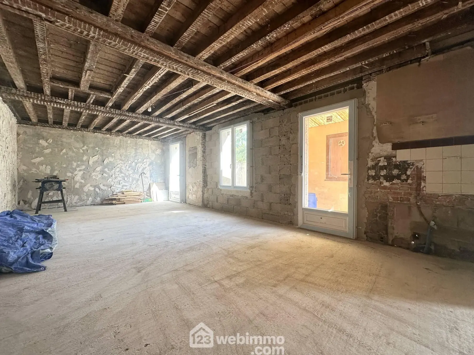 Maison à Rénover de 135 m² à Athies-sous-Laon avec Grand Potentiel 