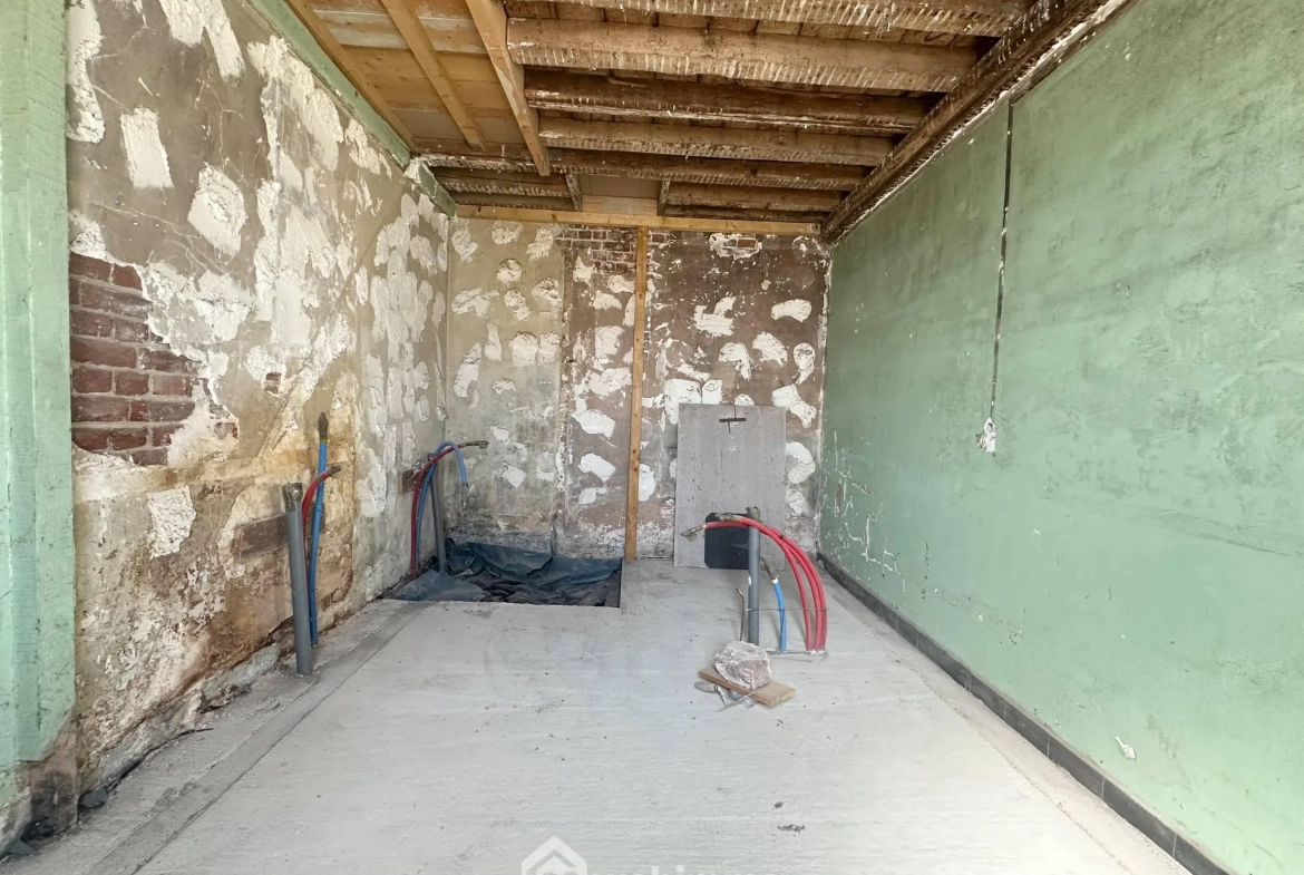 Maison à Rénover de 135 m² à Athies-sous-Laon avec Grand Potentiel 