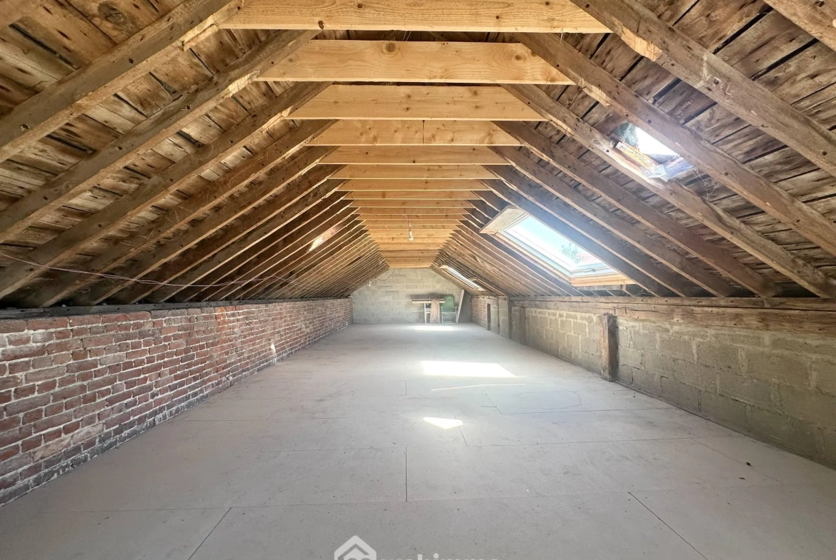 Maison à Rénover de 135 m² à Athies-sous-Laon avec Grand Potentiel 