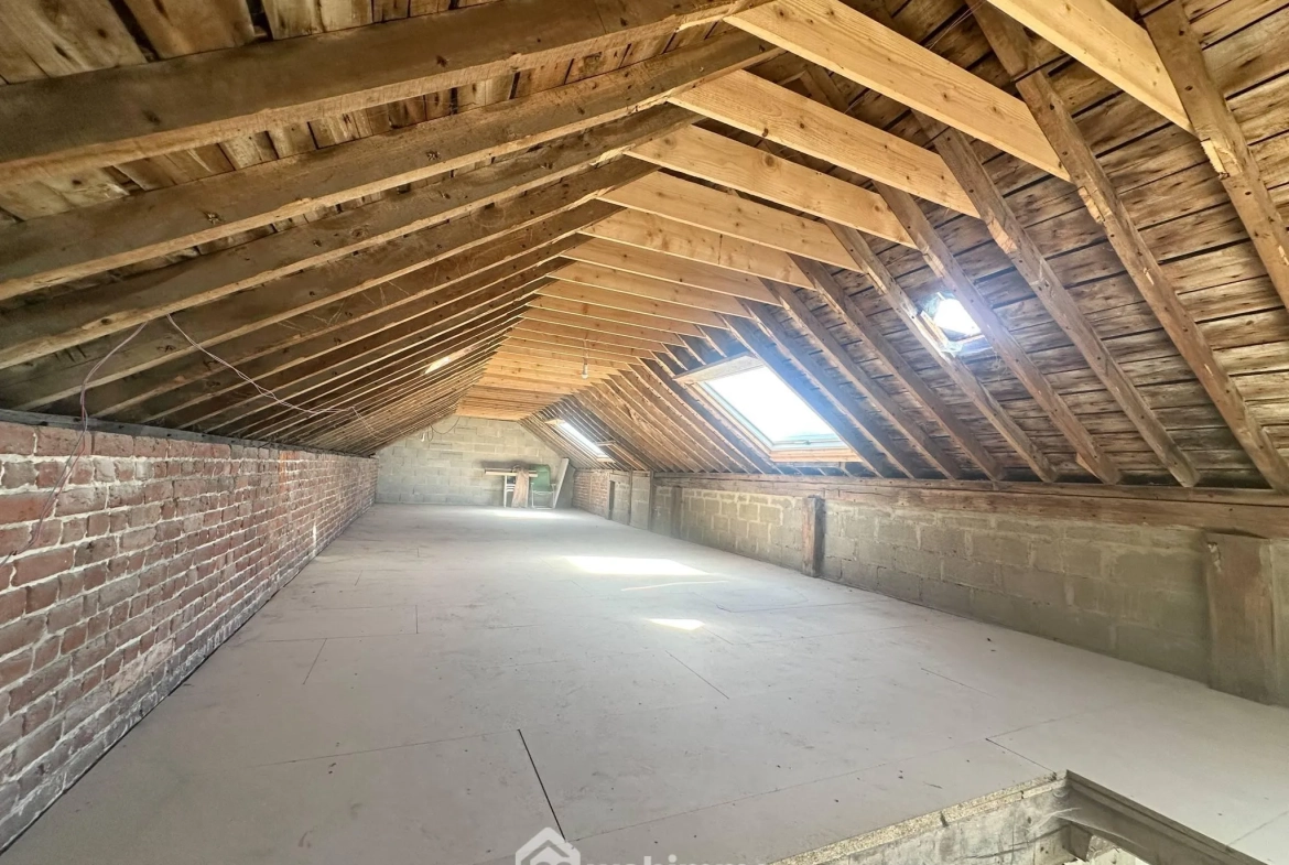 Maison à Rénover de 135 m² à Athies-sous-Laon avec Grand Potentiel 
