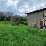 Magnifique maison en pierre avec grand potentiel à La Ville 69470