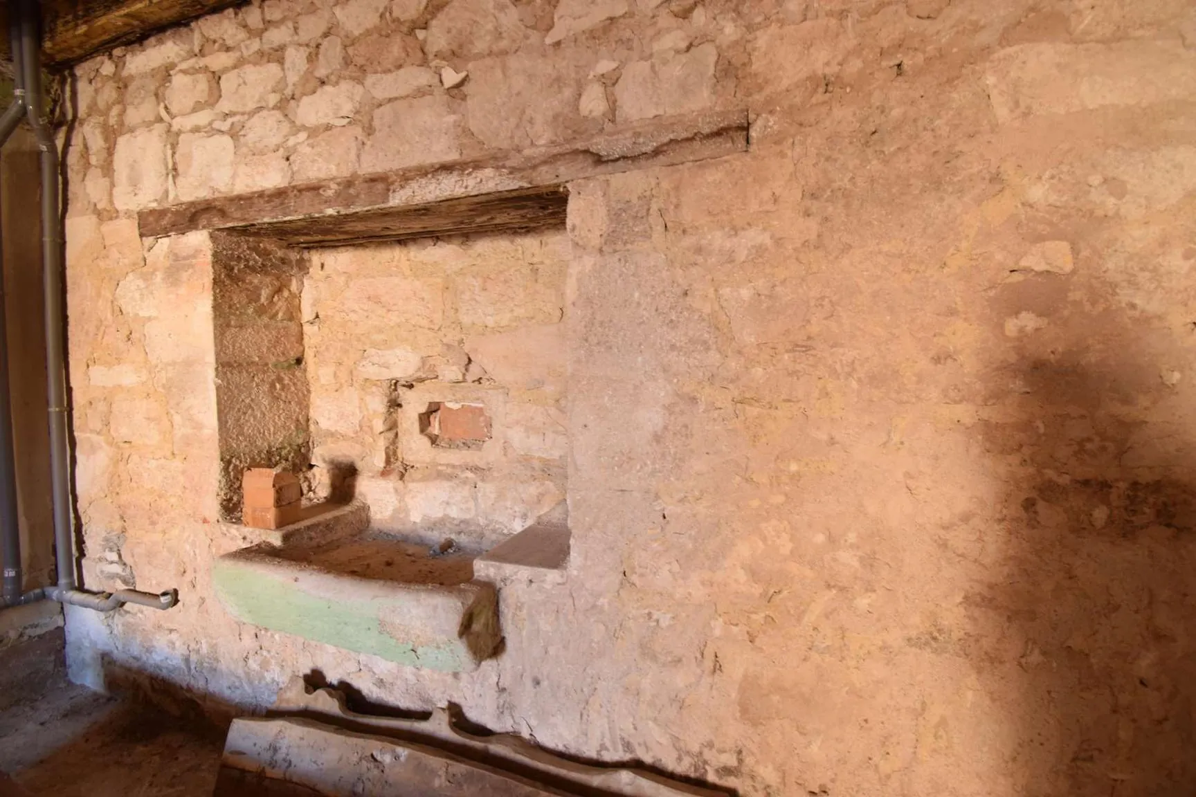 Maison de village à rénover de 260 m² avec jardin proche de Gaillac 