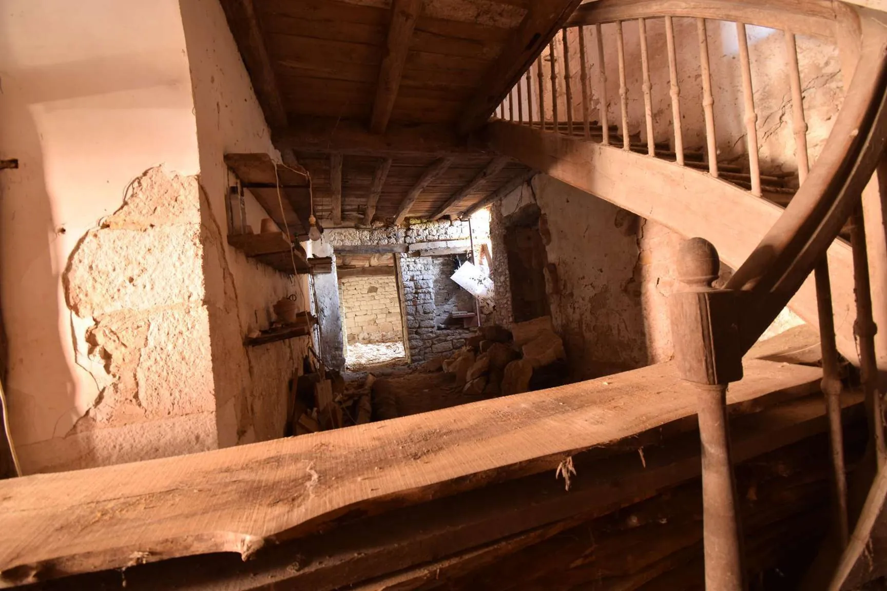 Maison de village à rénover de 260 m² avec jardin proche de Gaillac 
