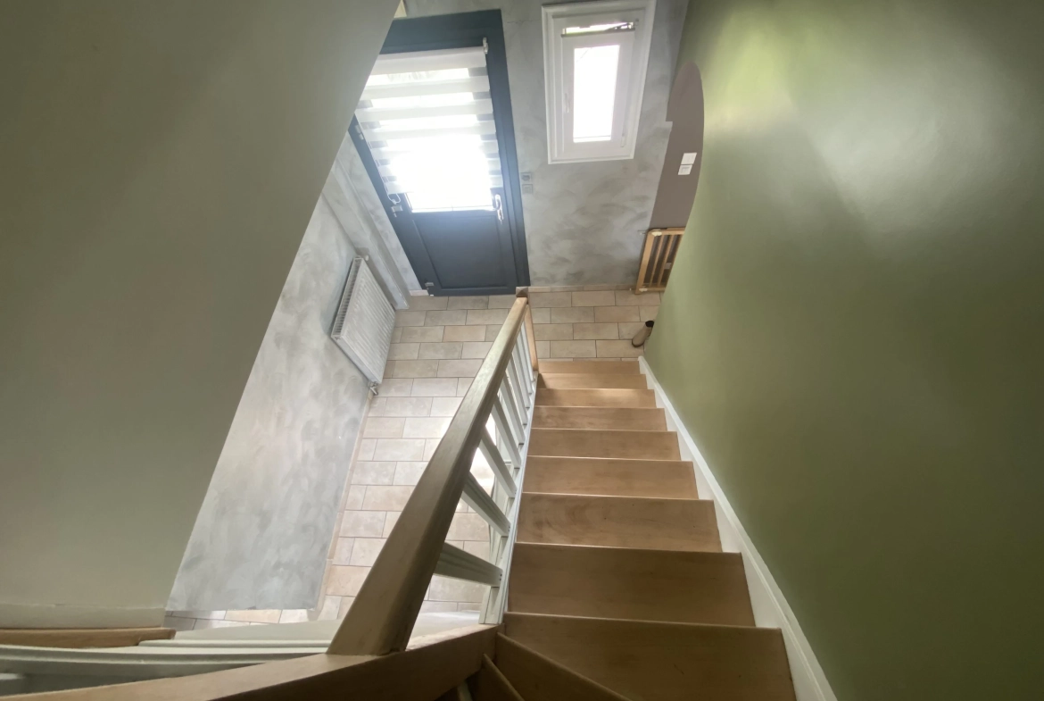 Maison individuelle à Amy avec jardin, garage et 3 chambres - 90 m² 