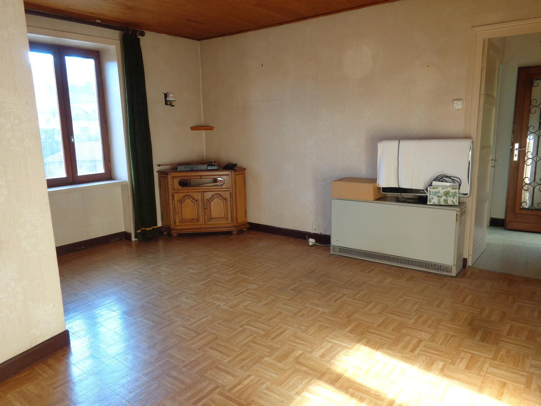 Maison à vendre à Grandris avec jardin, terrasse, garage et performance énergétique G 