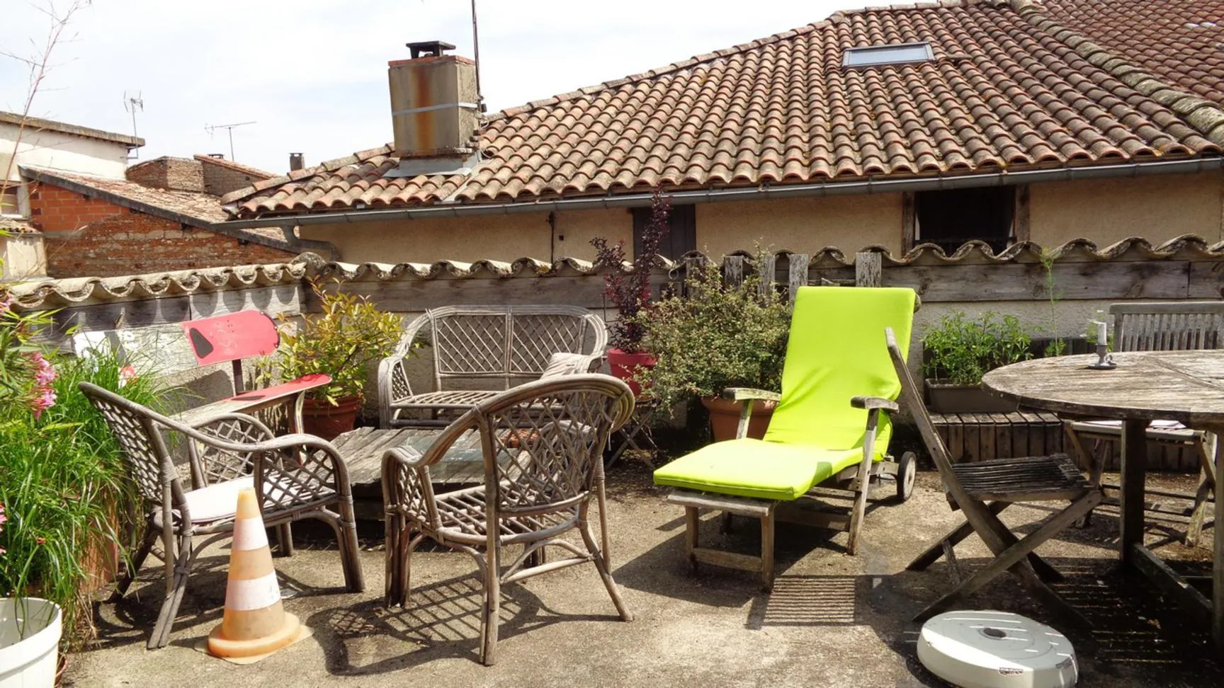 Magnifique maison de village du XVIe siècle à Gaillac avec terrasse et potentiel hôtel ou famille 