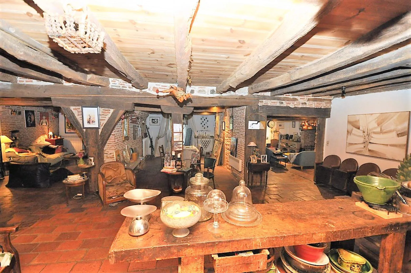 Magnifique maison de village du XVIe siècle à Gaillac avec terrasse et potentiel hôtel ou famille 