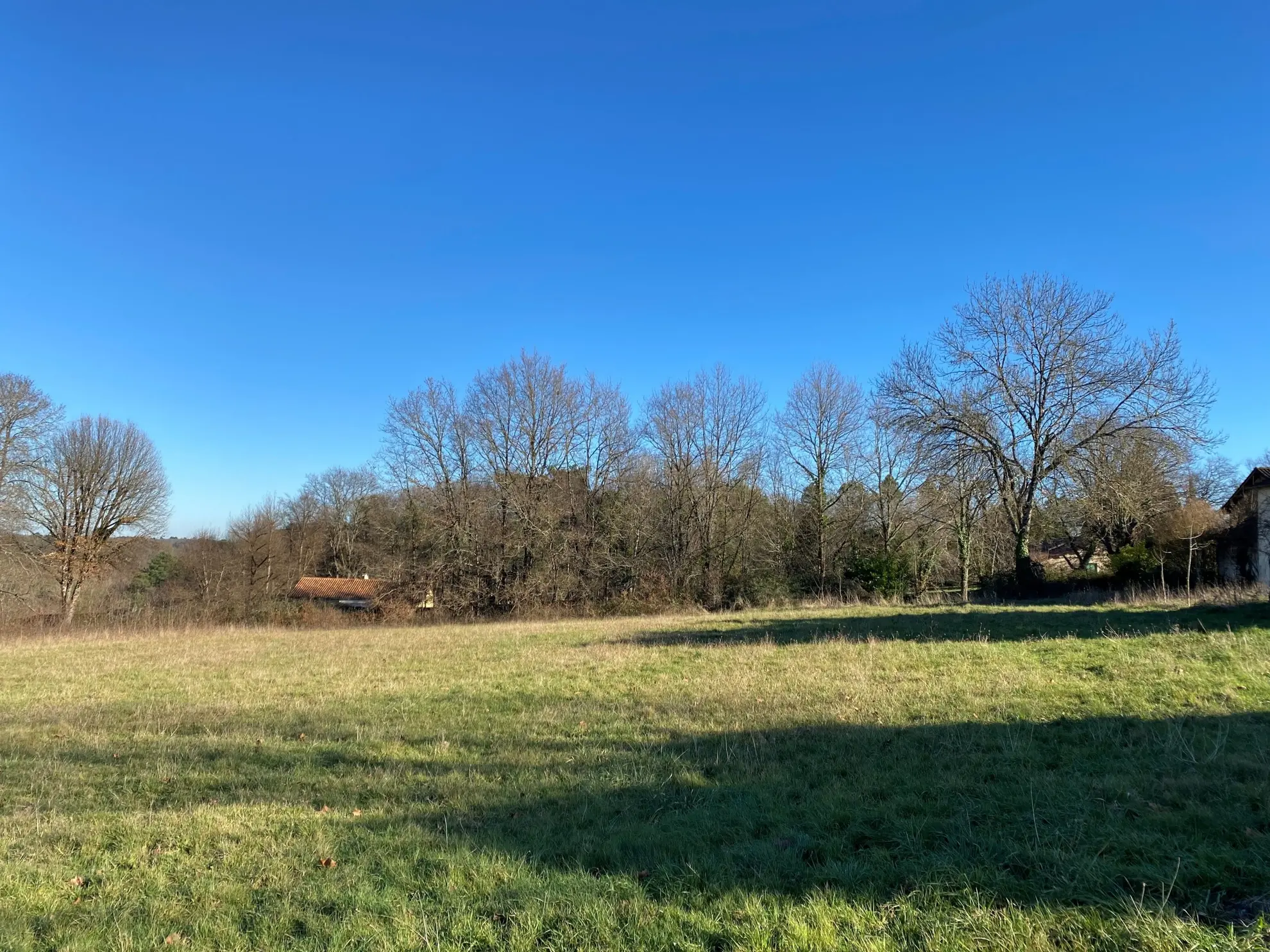 Terrain à bâtir à Coursac - Secteur résidentiel, raccordement tout-à-l'égout 