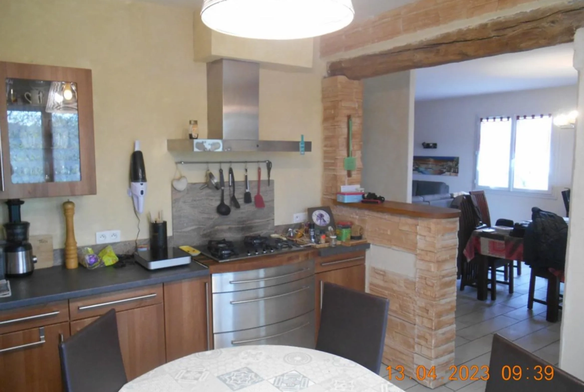 Maison de village avec terrain arboré à Gaillac – proche commodités 