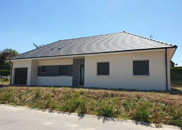Pavillon neuf de 80 m² avec jardin et extension possible à Saint Hilaire Saint Mesmin 