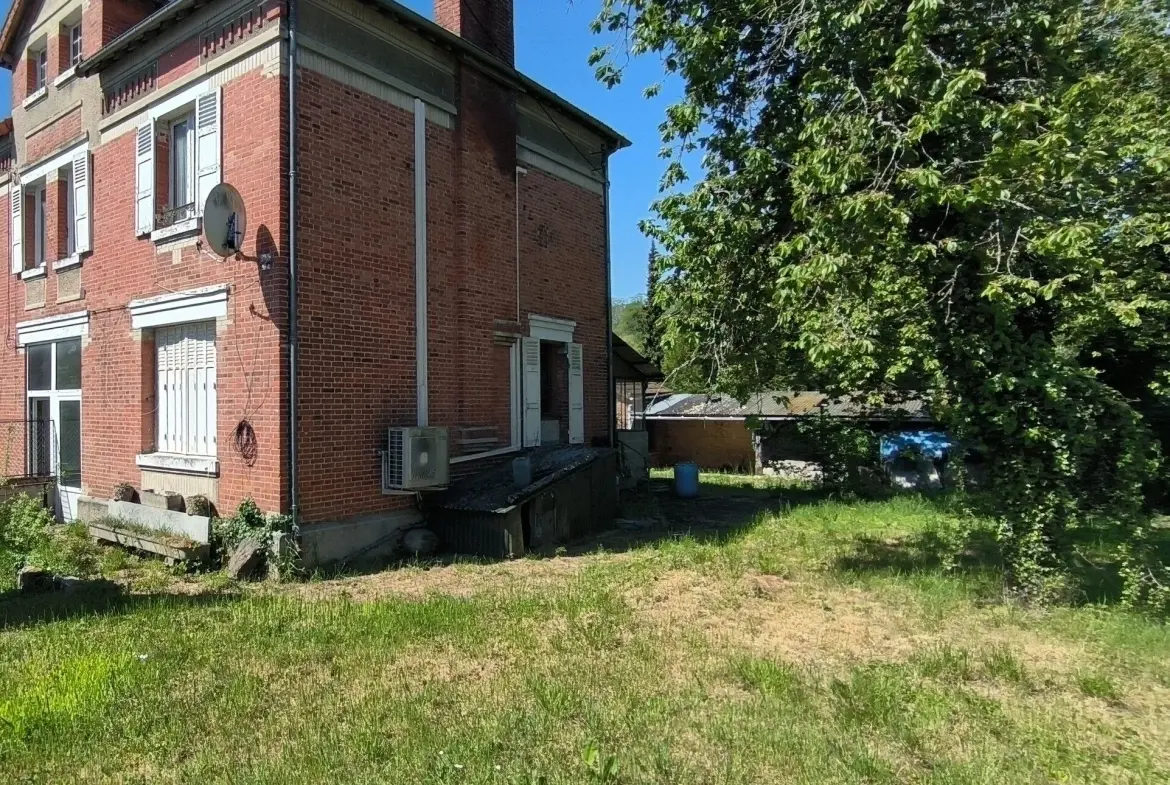 Charmante maison à rénover de 73m² à Vailly-sur-Aisne avec terrain clos 
