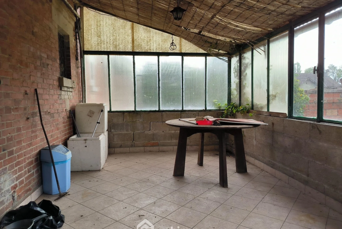 Charmante maison à rénover de 73m² à Vailly-sur-Aisne avec terrain clos 