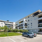 Appartement 2 pièces avec terrasse et parking à Avignon – Résidence sécurisée de 2017