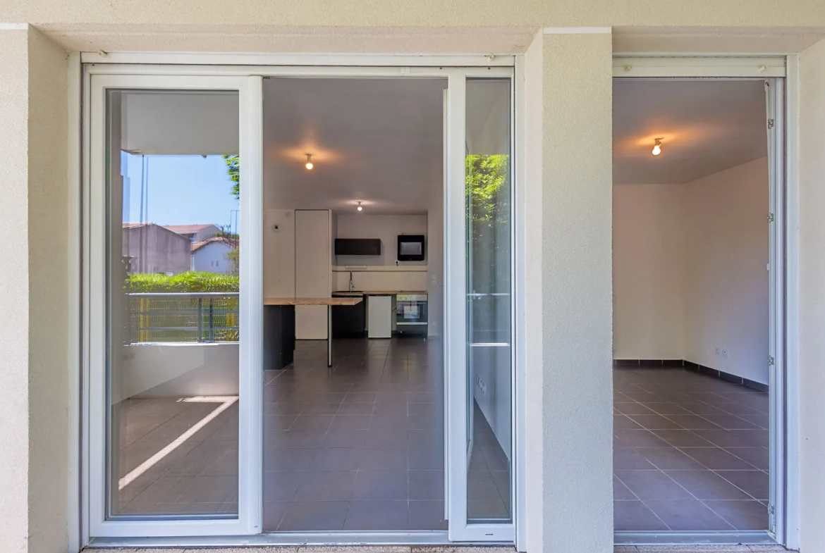 Appartement 2 pièces avec terrasse et parking à Avignon – Résidence sécurisée de 2017 