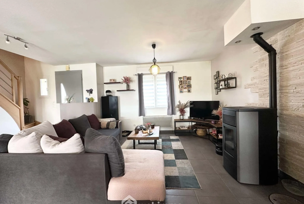 Maison lumineuse de 140 m² avec terrain à Erlon (02250) - Investissez dans votre confort 