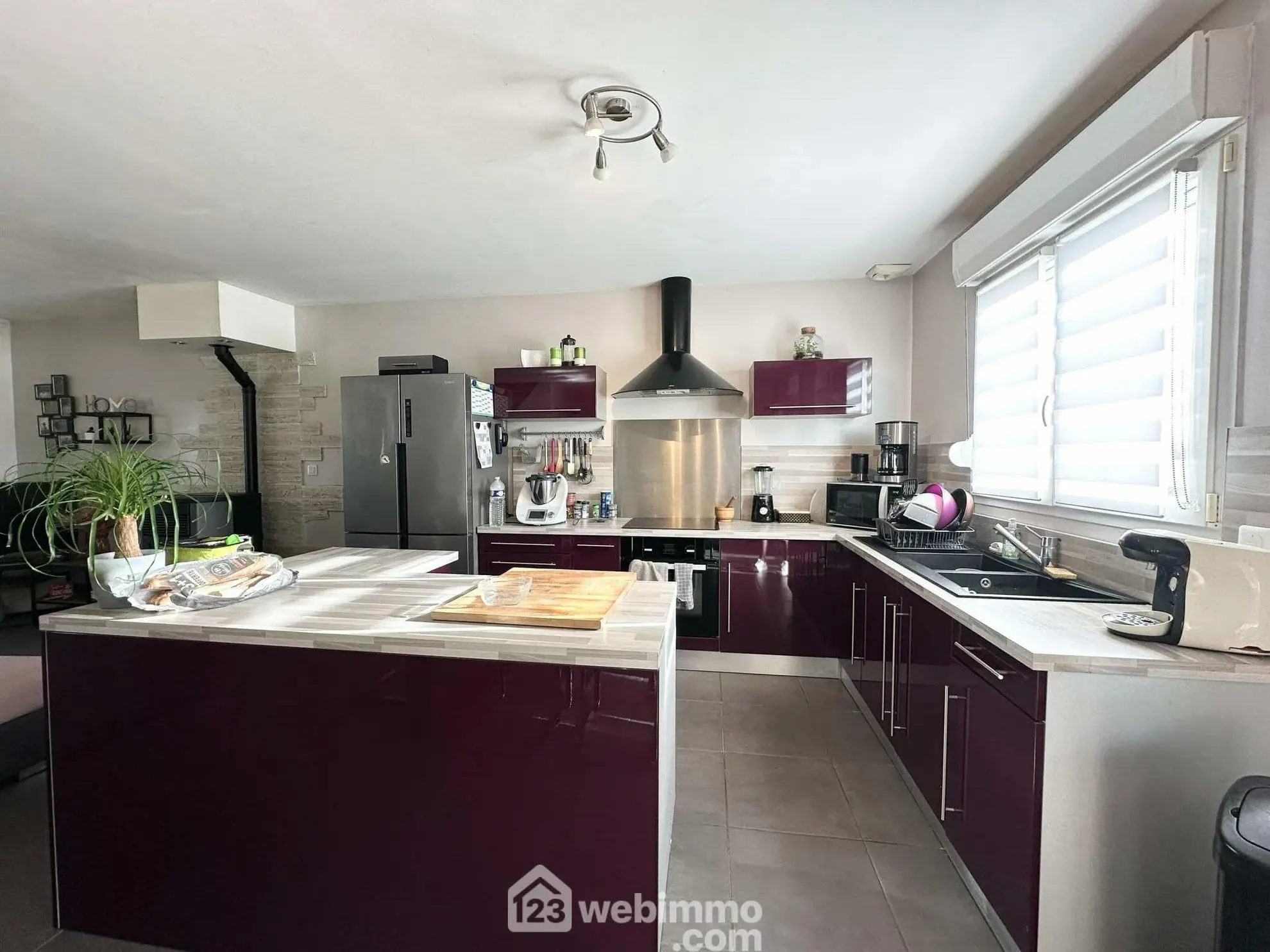 Maison lumineuse de 140 m² avec terrain à Erlon (02250) - Investissez dans votre confort 
