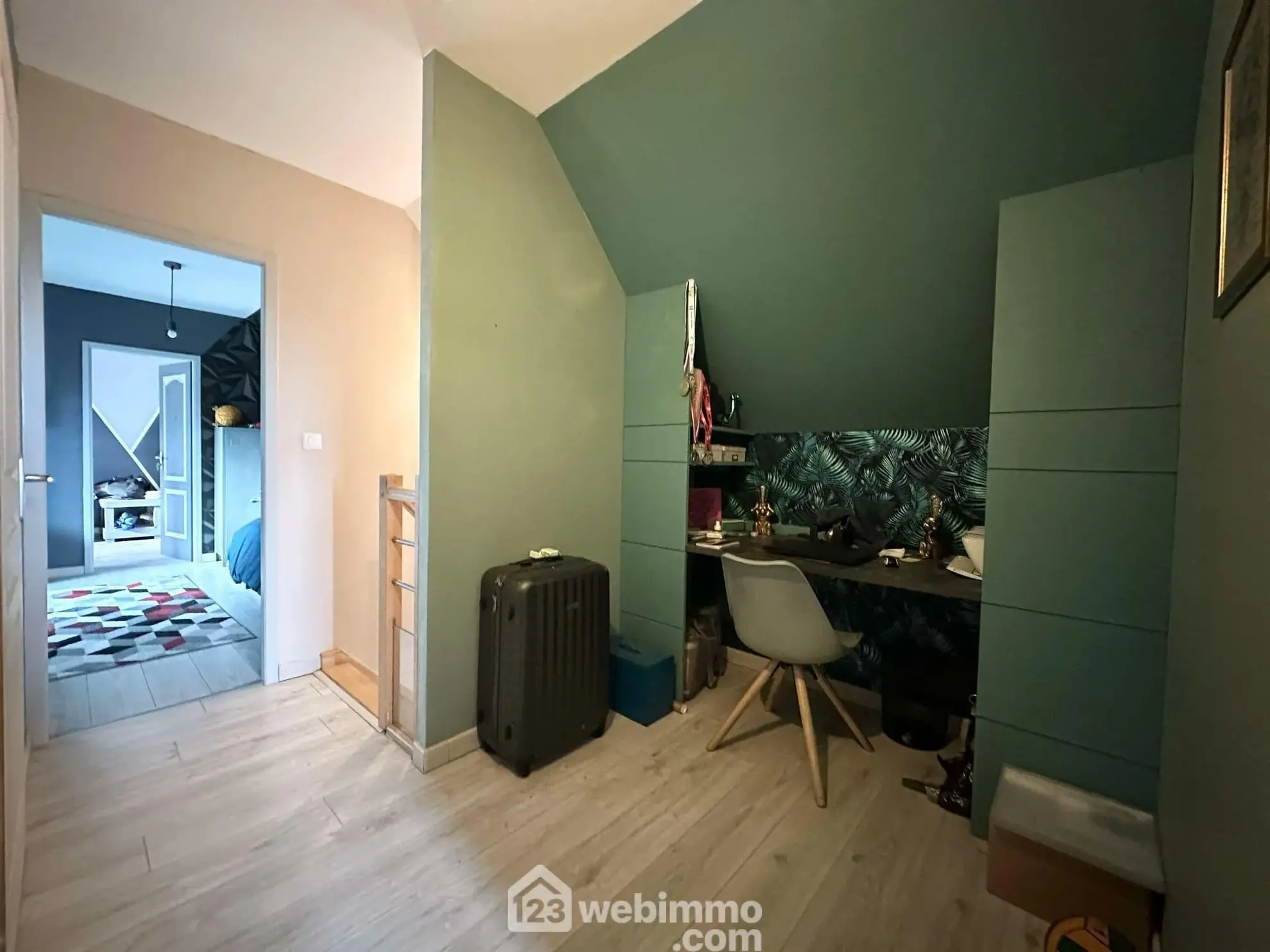 Maison lumineuse de 140 m² avec terrain à Erlon (02250) - Investissez dans votre confort 