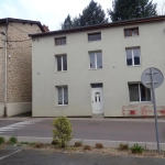 Maison de village avec dépendances à Chambost-Allières - 95 m², 4 chambres, chauffage pompe à chaleur