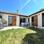 Maison à vendre de 90 m² à Savigny-le-Temple, proche gare RER D, avec jardin et garage