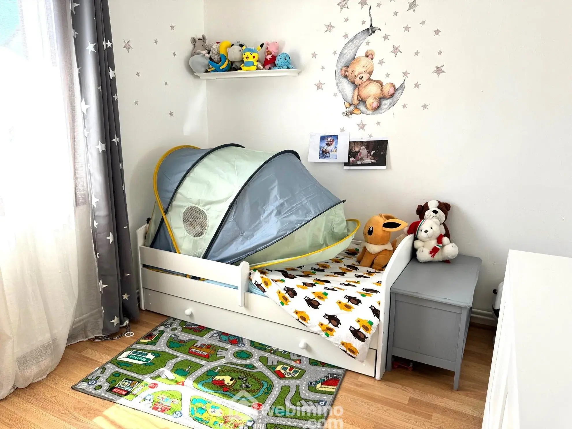 Maison à vendre de 90 m² à Savigny-le-Temple, proche gare RER D, avec jardin et garage 