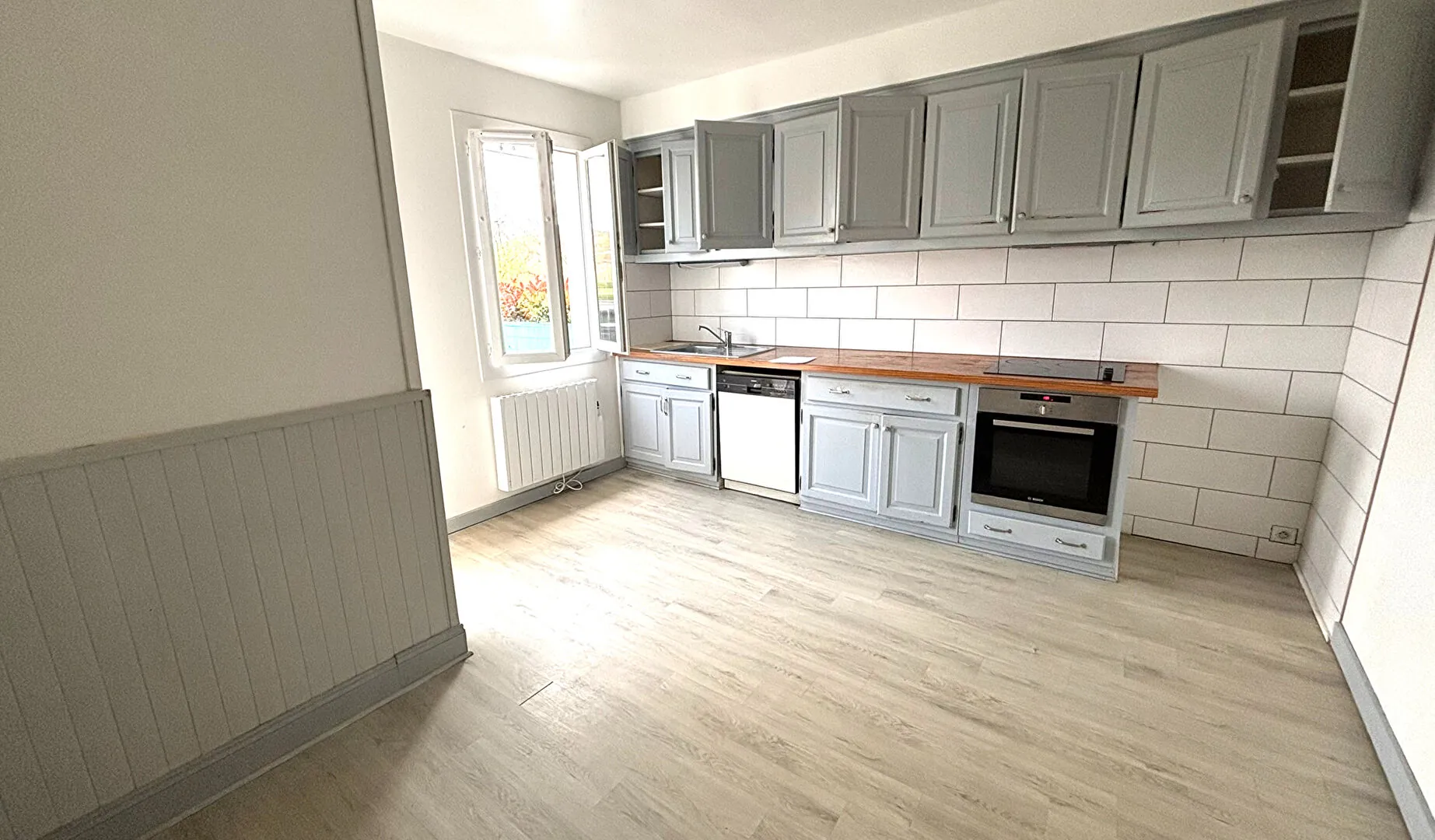 Appartement T3 rénové à Ascain avec garage, remise et cour – 50,59 m² 