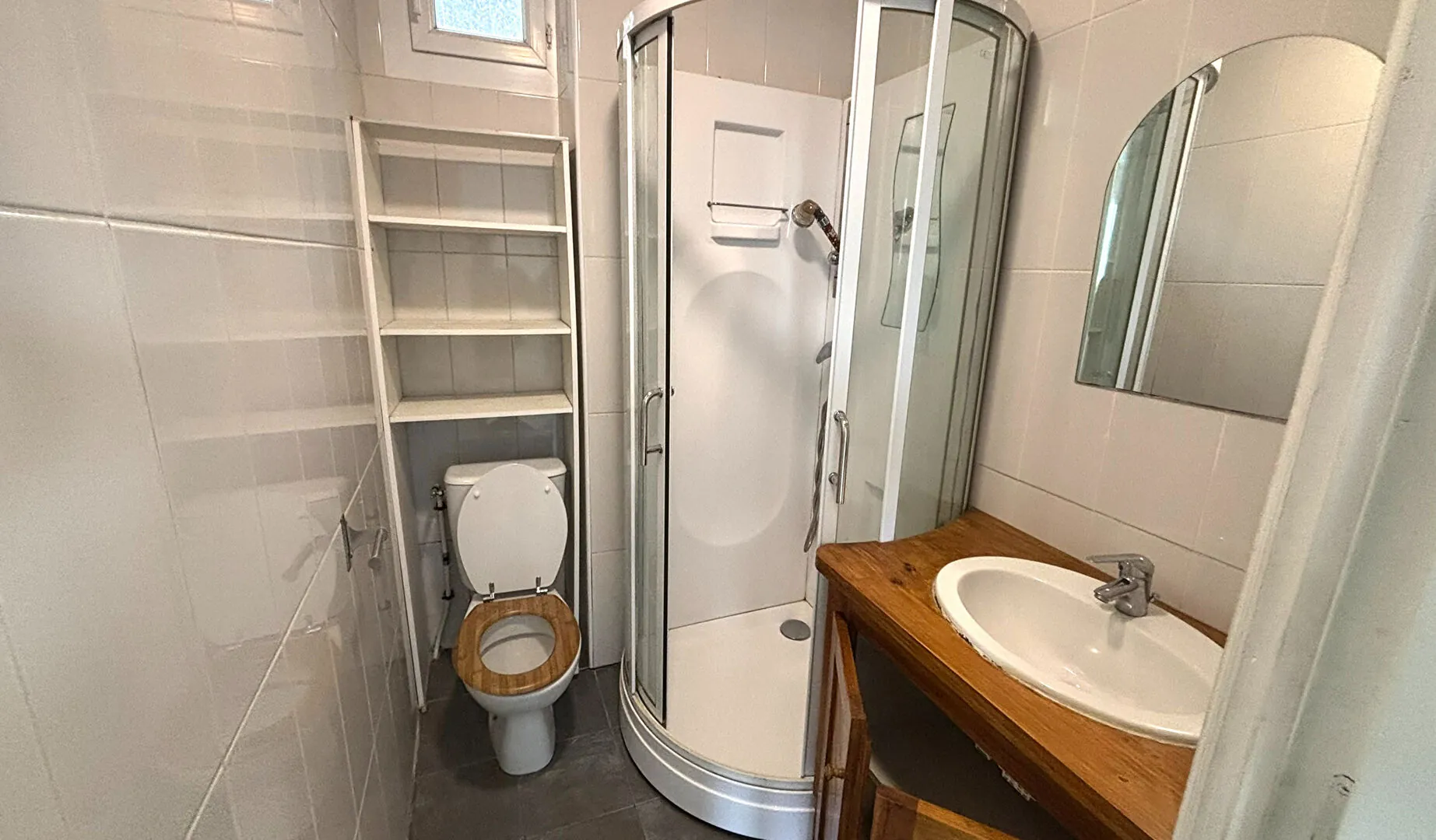 Appartement T3 rénové à Ascain avec garage, remise et cour – 50,59 m² 