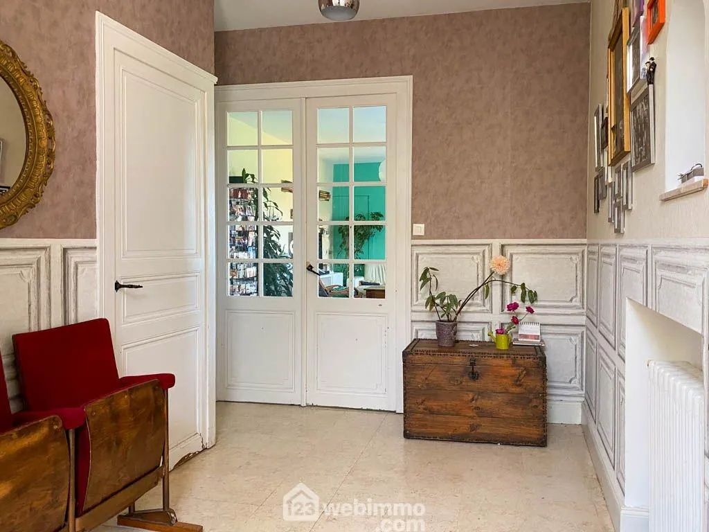Grande maison familiale de 188 m² avec gîte à Pouzauges 