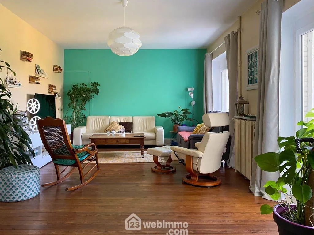 Grande maison familiale de 188 m² avec gîte à Pouzauges 