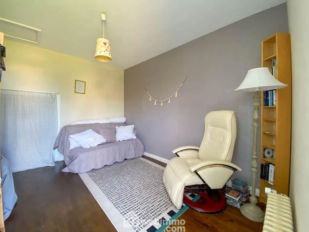 Grande maison familiale de 188 m² avec gîte à Pouzauges 