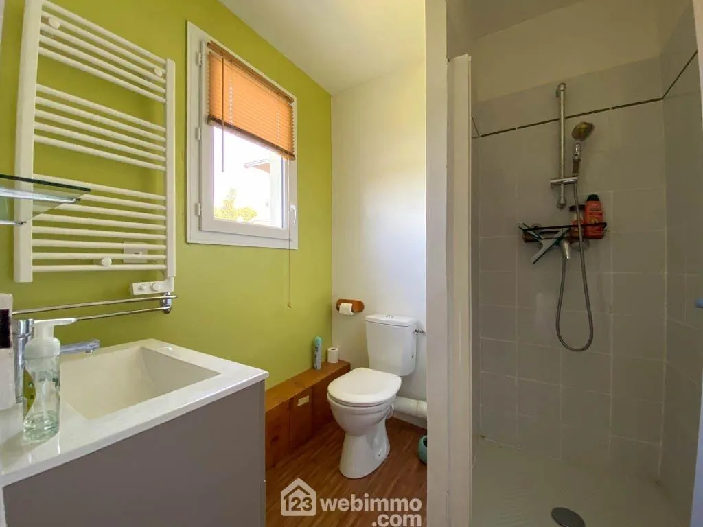 Grande maison familiale de 188 m² avec gîte à Pouzauges 