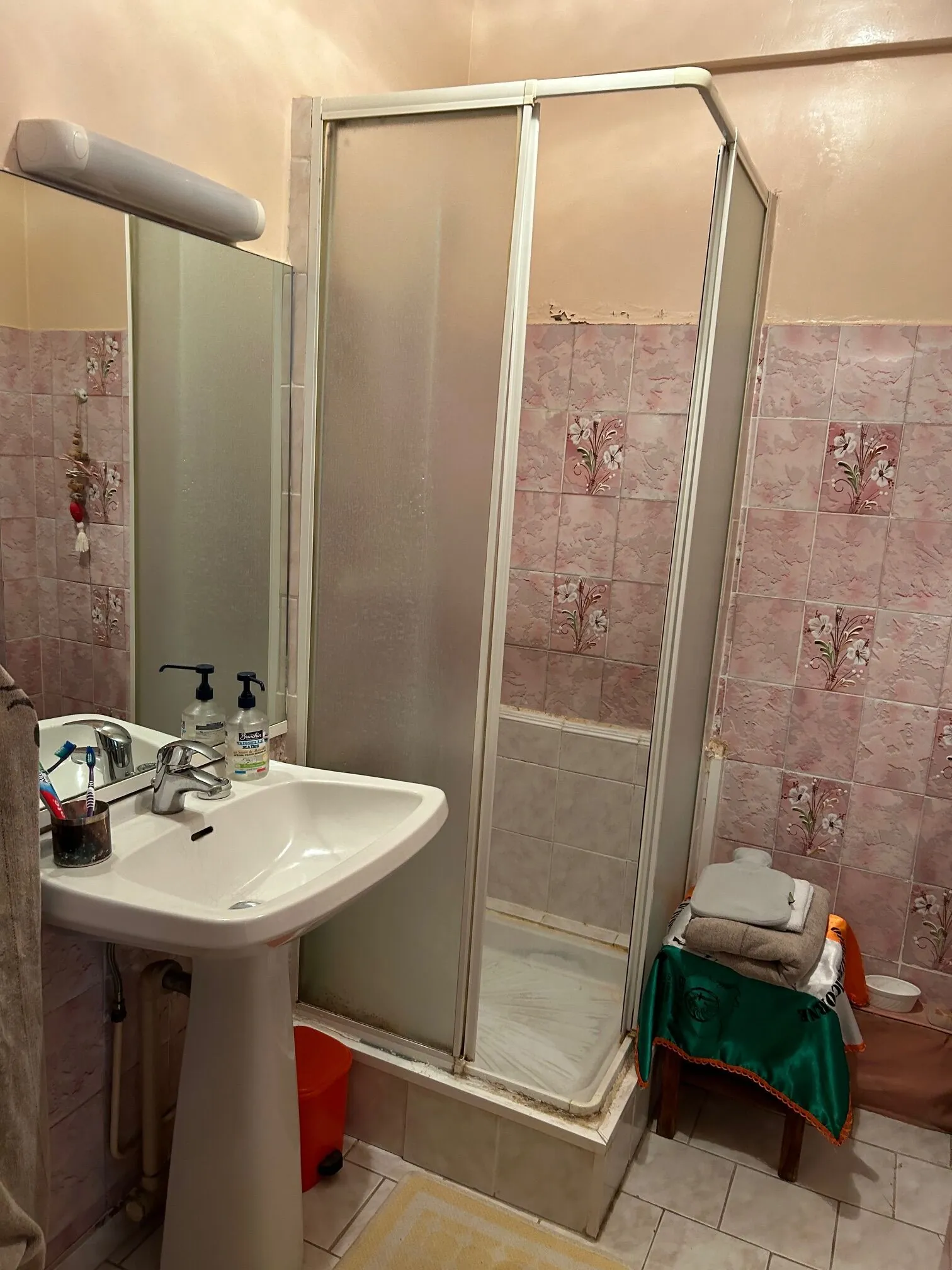 Appartement 3 pièces à vendre à Cannes proche du parc de la Croix des Gardes 