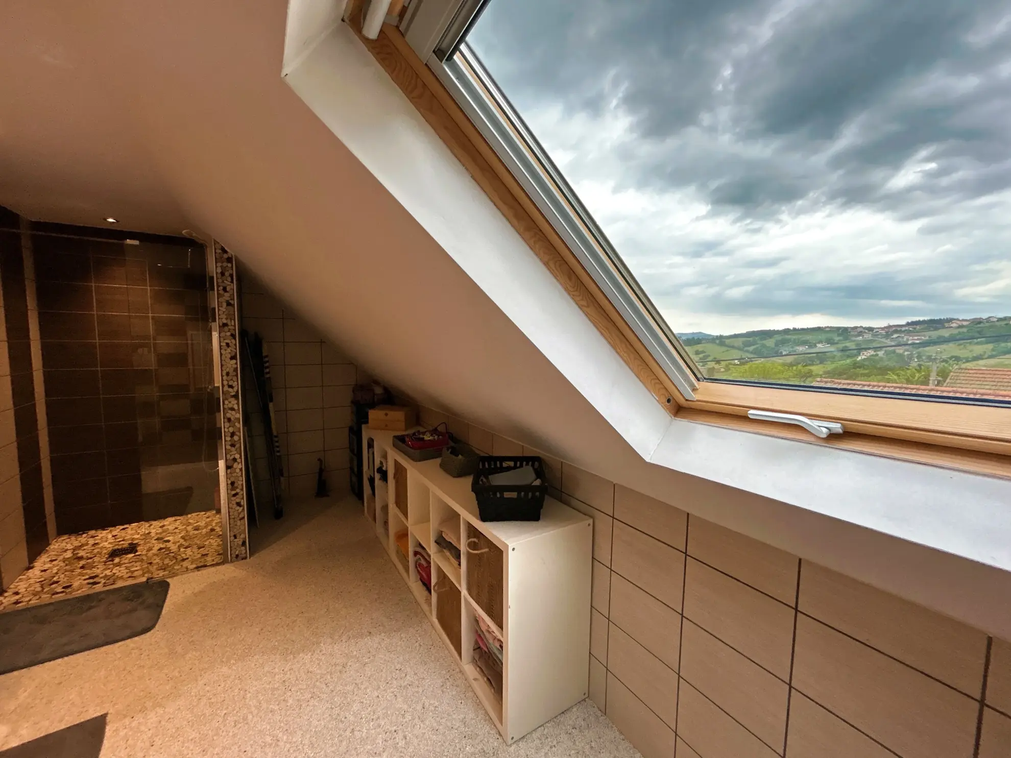 Charmante maison mitoyenne avec vue à Thizy-les-Bourgs 