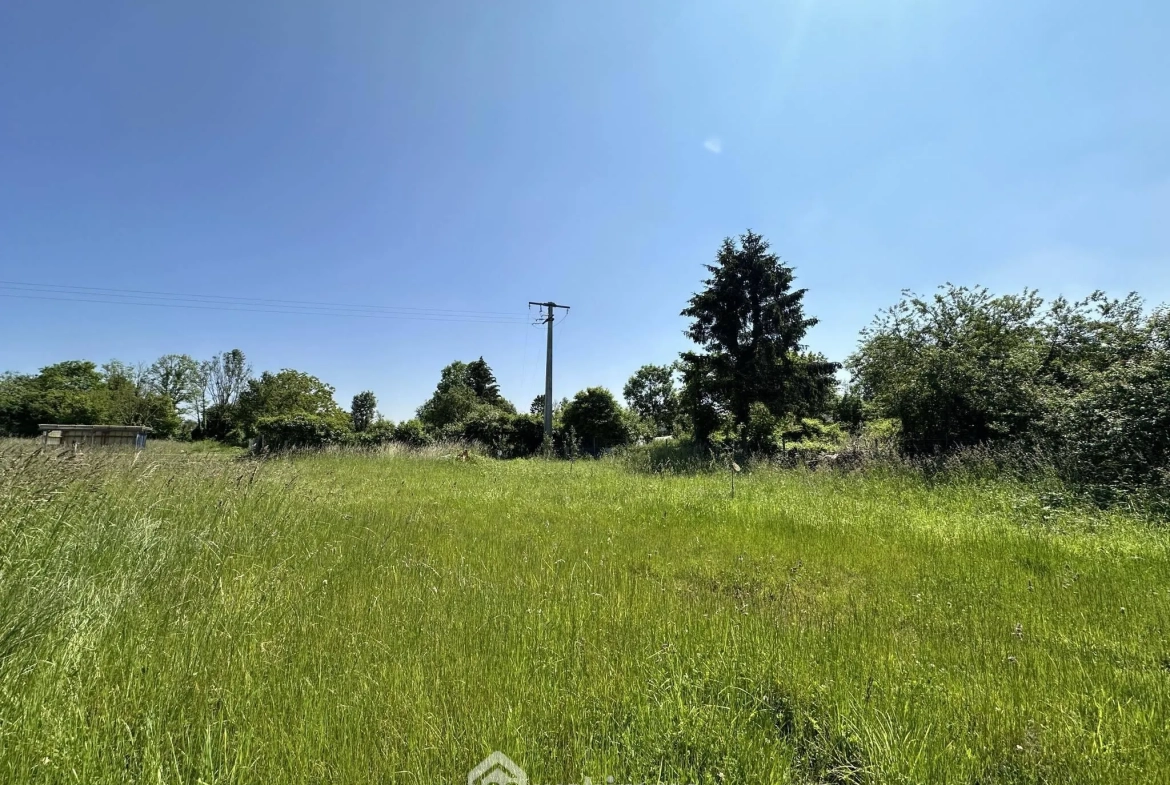 Terrain constructible de 438 m² à Sissonne – Façade de 17 mètres 